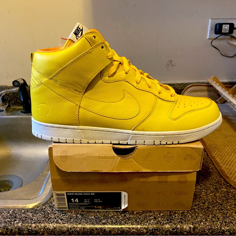 Nike dunk high BZ “questlove” sz 14